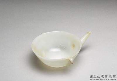 图片[2]-Jade teapot in the shape of a two-handled bow. Central Asia to Eastern Europea-China Archive